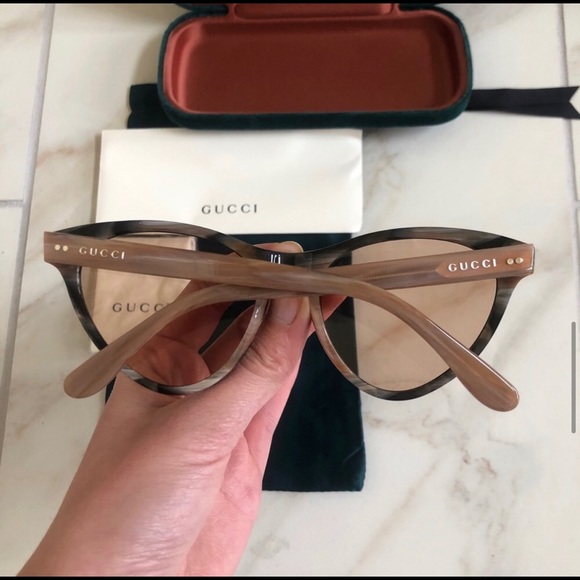 🔥NEW BLOGGERS CHOICE GUCCI CAT EYE SUNGLASSES🔥 - Picture 9 of 11
